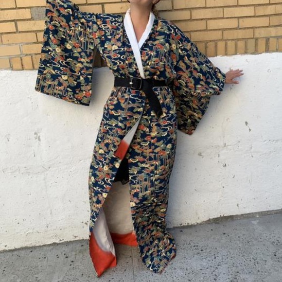 Vintage Butterfly Kimono Novelty Print Robe - Picture 7 of 8